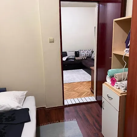 Apartment Viktorija *